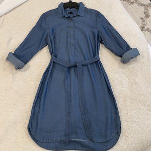 Ann Taylor Medium Chambray Dress